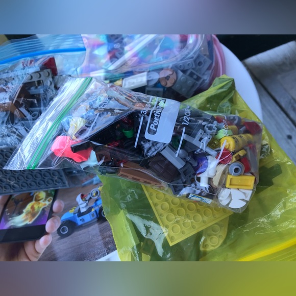 LEGO Hidden Side 70422 Shrimp Shack Attack Building Block Set *Missing One Leaf - Picture 10 of 16